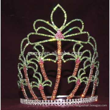 Corona de la tiara de la palma de coco del verano